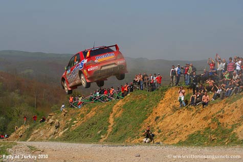 © Vittorio Sanguineti.