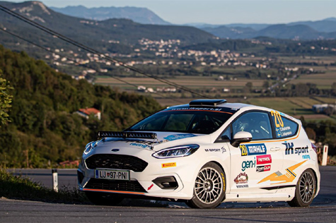 © IK Sport Racing.