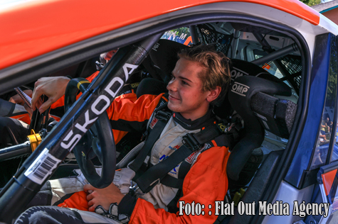 © Flat Out Media Agency